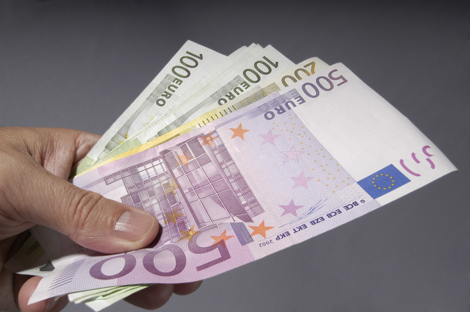 Cash offer or payout