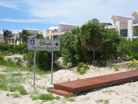 La Amada sign points to empty hotel