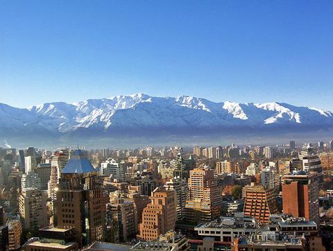 794px-Santiago_en_invierno