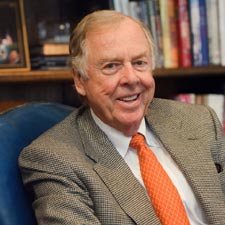 Boone Pickens Seeks Investors