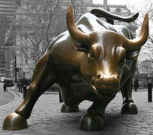 File:Charging Bull statue.jpg