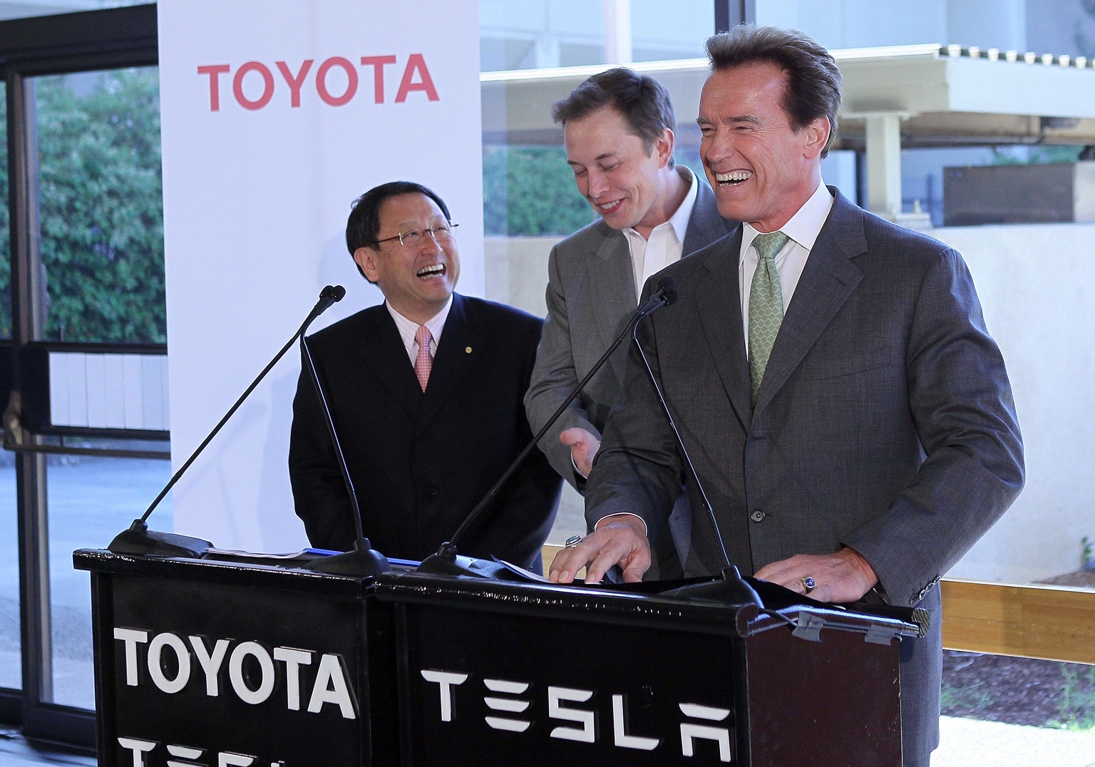 Toyota Stock: Short-Term Boost Hides Long-Term Challenges (NYSE:TM)