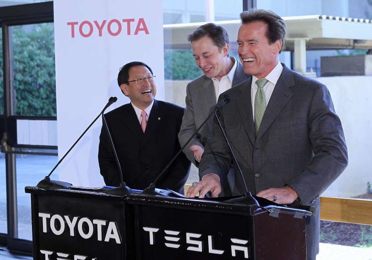 Gov. Arnold Schwarzenegger And Tesla Motors Make Announcement
