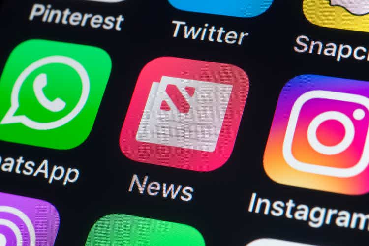 News, WhatsApp, Instagram and other phone Apps on iPhone screen