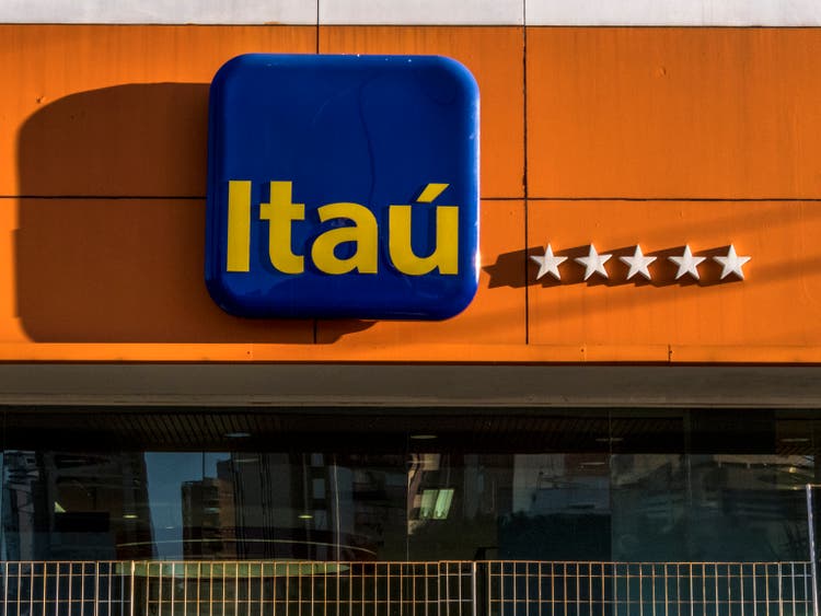 Detail of the facade with the logo of an agency of Itau Bank, in the south zone of Sao Paulo