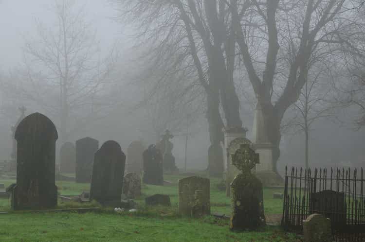 Foggy graveyard,Jersey.