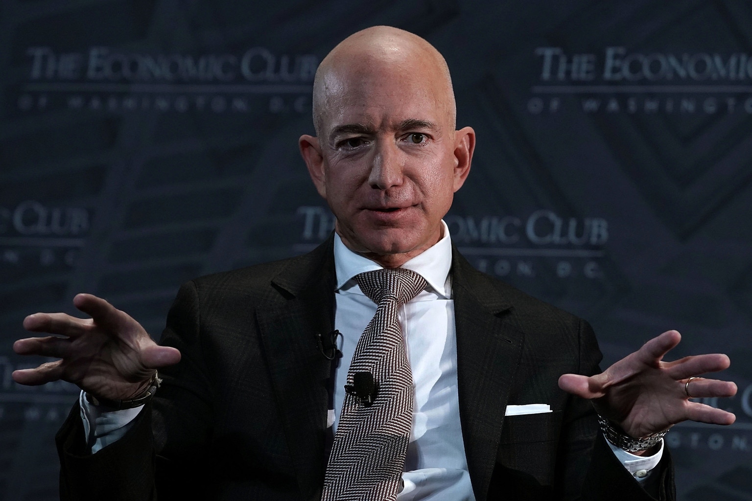 Amazon: The Profit Beast Awakens, But Did You Notice? (NASDAQ:AMZN)
