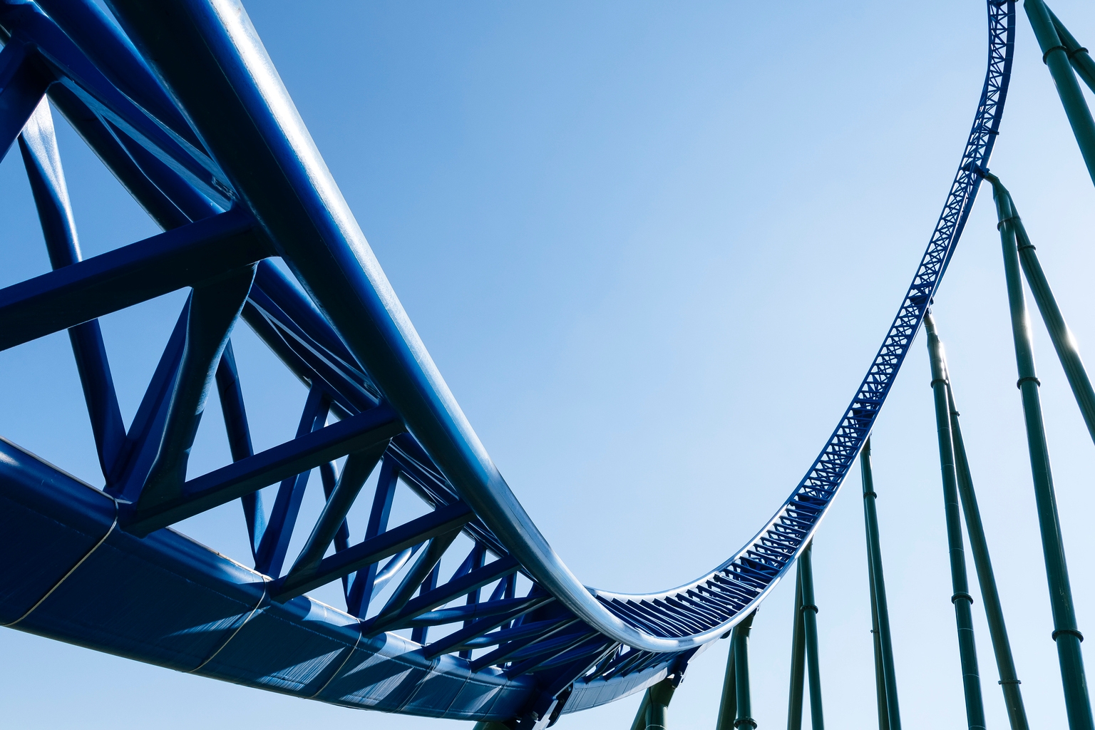 Everus Construction Group Recovers From Roller Coaster Year (NYSE:ECG) |  Seeking Alpha