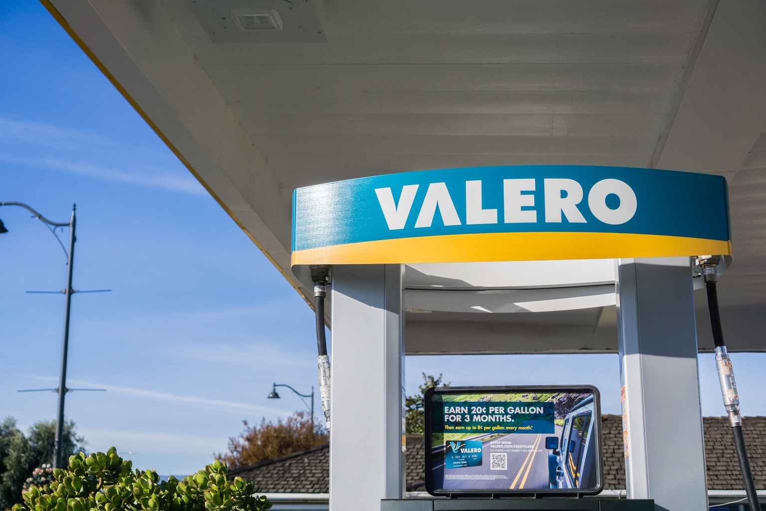 Valero Energy: Expecting Strong Results With Improving Crack Spreads