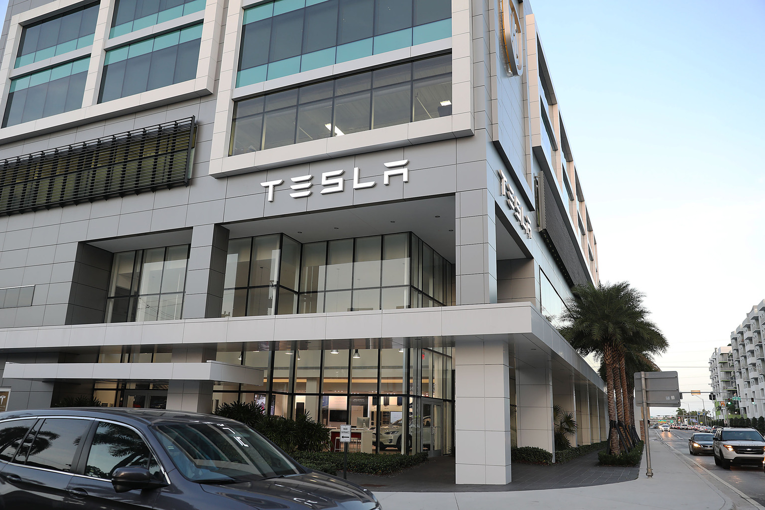 Tesla Stock: Major Headwinds On Deck (NASDAQ:TSLA) | Seeking Alpha