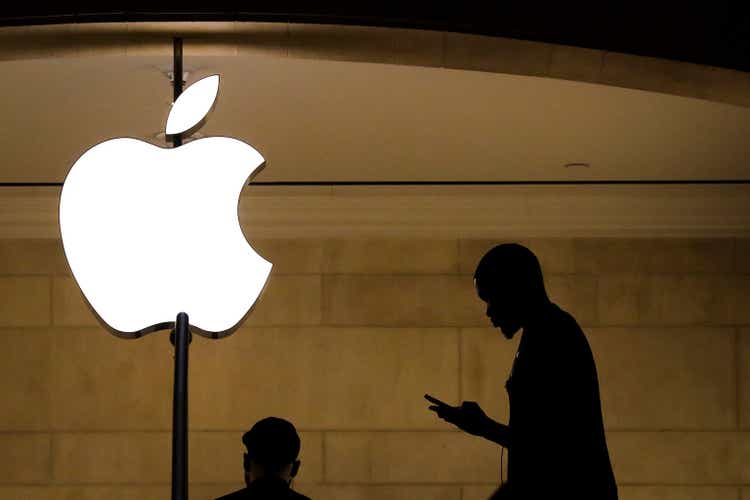 Apple To Release Quarterly Earnings After Markets Close