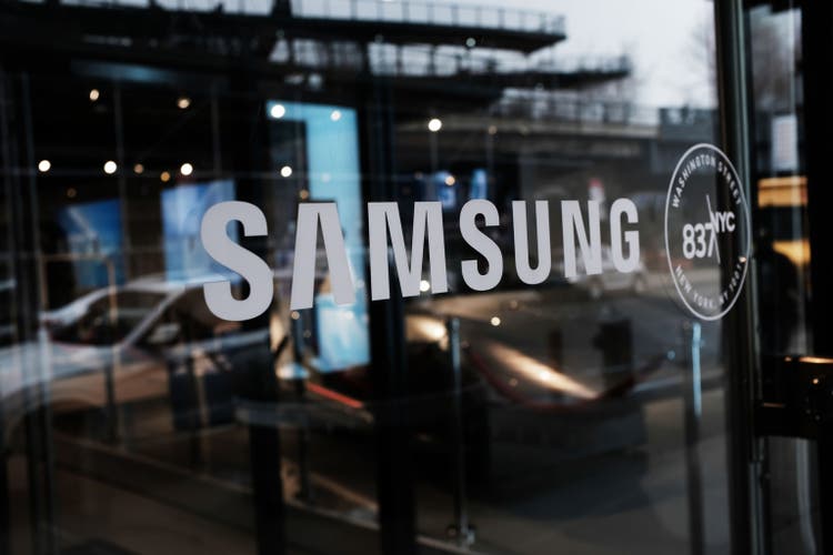 Samsung Electronics Announces Expected Q4 Profit To Decline 29 Percent