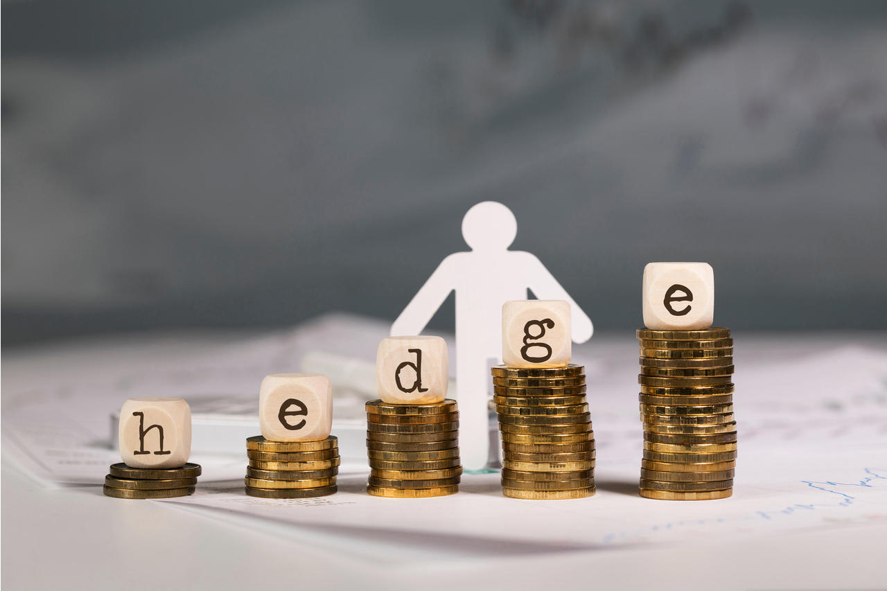 seekingalpha.com - Jack Fischer - Hedging Against Inflation: General Commodities Funds Attract Weekly Inflows Record