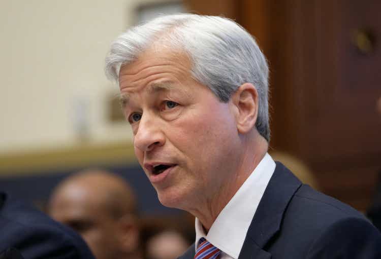 Jamie Dimon, CEO of JPMorgan, warns about fiscal dominance despite booming U.S. economy