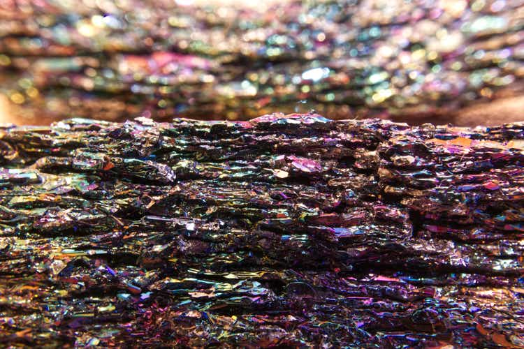 The silicon carbide crystal close-up