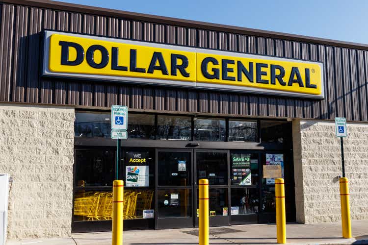 Popular discount retailer closing down as customers need to find another  place to find dollar deals