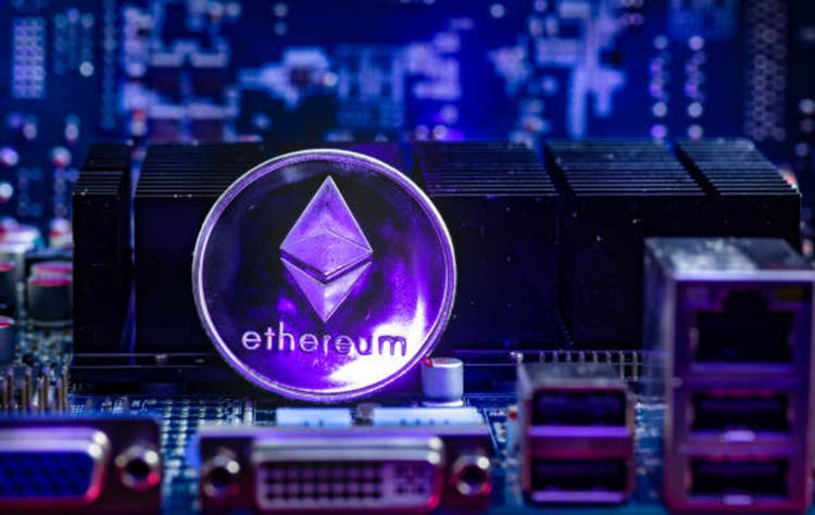 //seekingalpha.com/symbol/ETH' title='Grayscale Ethereum Mini Trust ETF'>ETH</a>) cryptocurrency physical coin