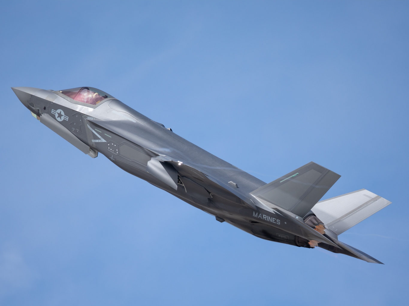 Lockheed Martin double-upgraded to Outperform at Credit Suisse (NYSE:LMT) |  Seeking Alpha