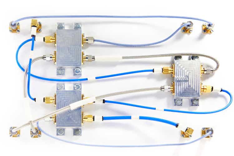 Microwave cable assembly isolated