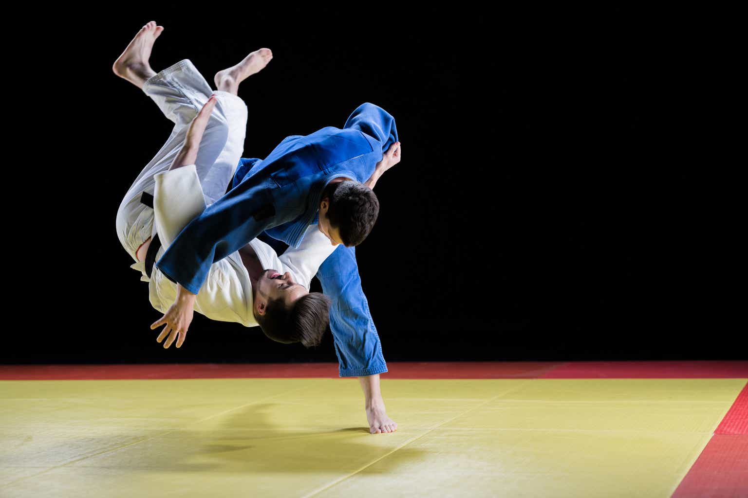 Don't Let News Shake You Out Of This Market, Think Judo