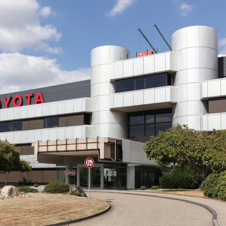 Toyota office building in Cologne, Germany