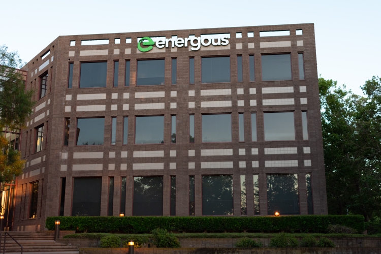 Energous Starts Generating A Small Amount Of Product Revenue (NASDAQ:WATT)