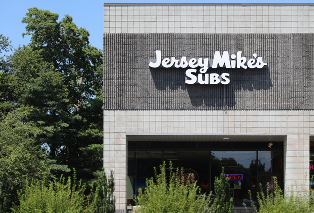 Jersey Mike’s looks to raise more than $1B as its IPO roadshow begins