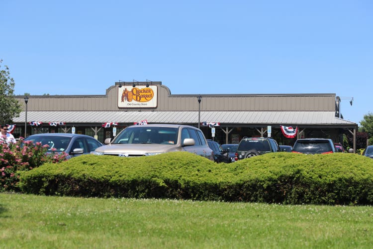 Localização de Old Country Store em Cracker Barrel