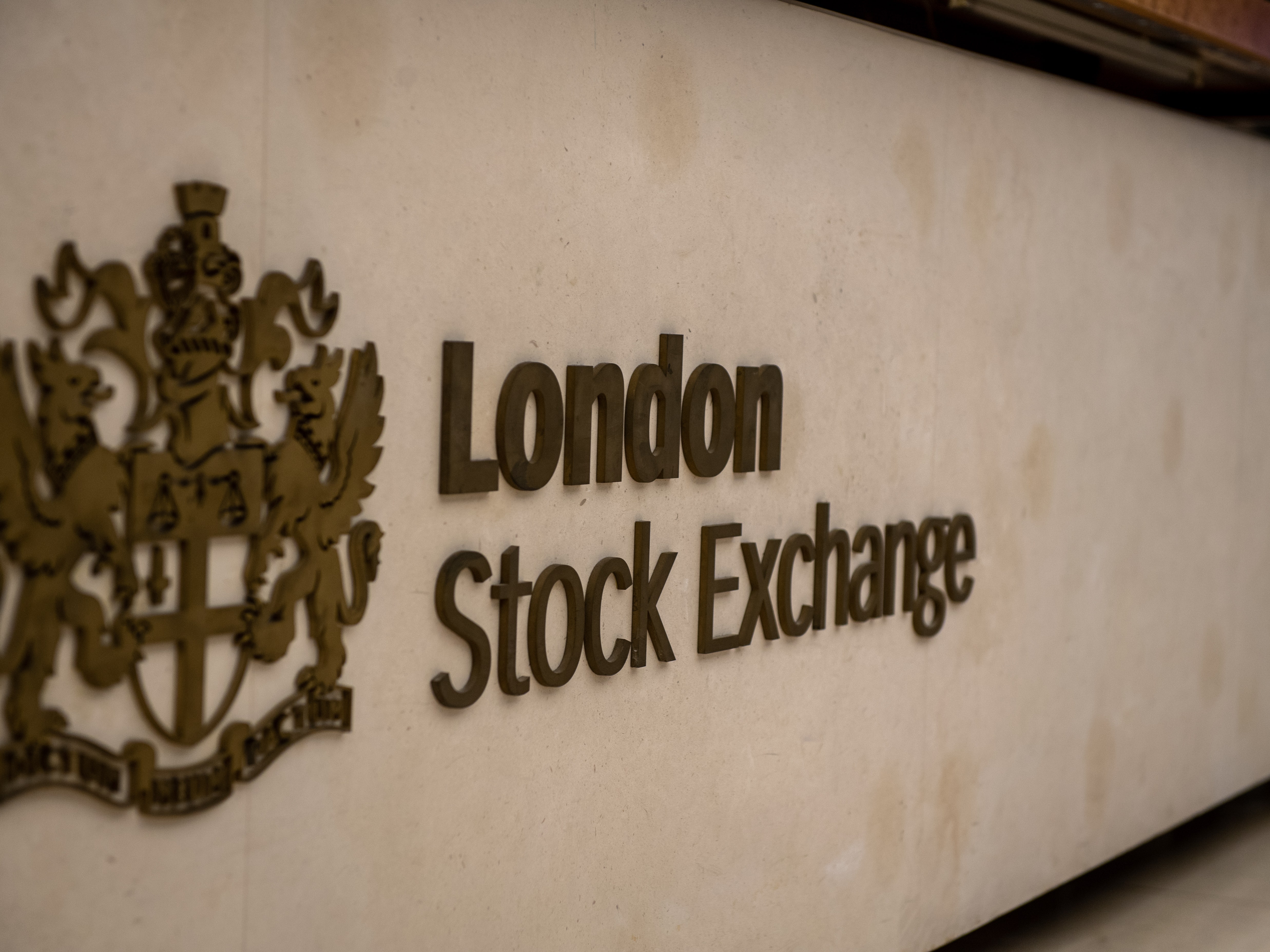 London Stock Exchange Stock: We See The Upside (OTCMKTS:LDNXF)