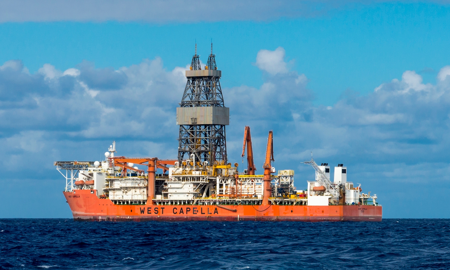 Seadrill: Improved Execution, Undemanding Valuation, Decent Prospects - Buy
