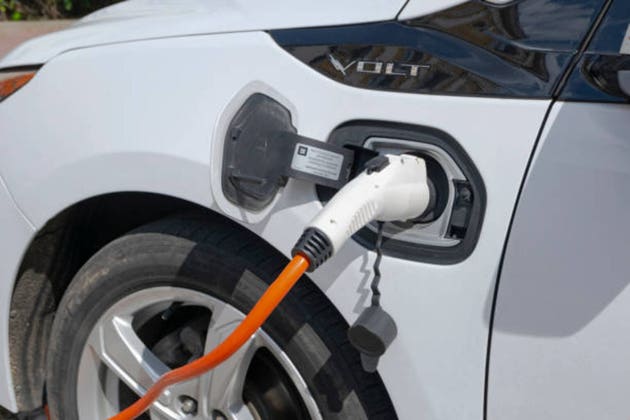 GM expands energy storage for AI data centers