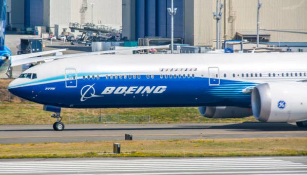 Boeing downgraded at Deutsche Bank on slower cash flow recovery, limited upside