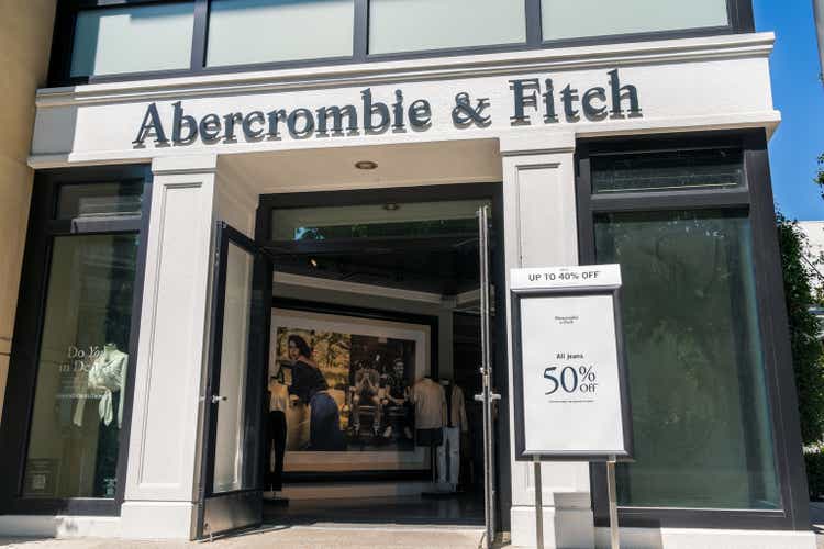 Abercrombie & Fitch store