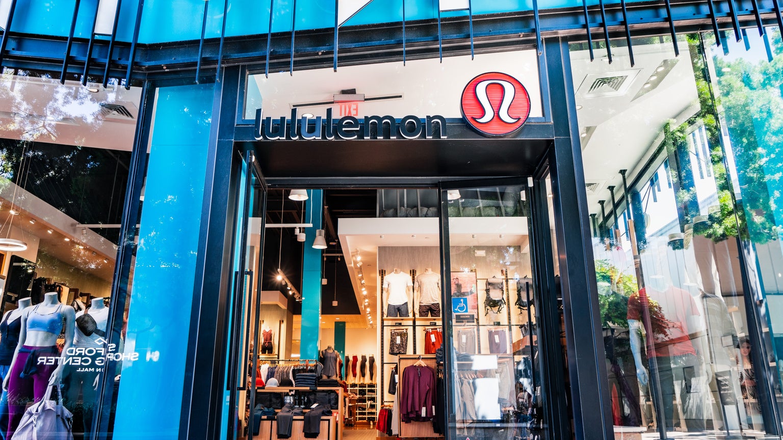 lululemon athletica reports an 18% revenue growth in Q2 FY23