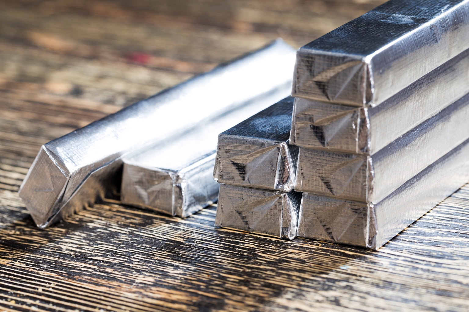 Silver Vs. Cocoa: How A Structural Deficit Market Can Collapse 77% news thumbnail