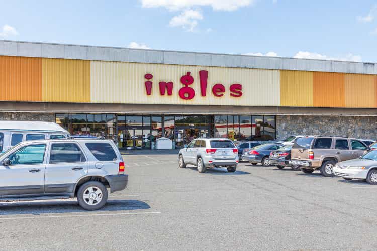 Ingles Grocery Store