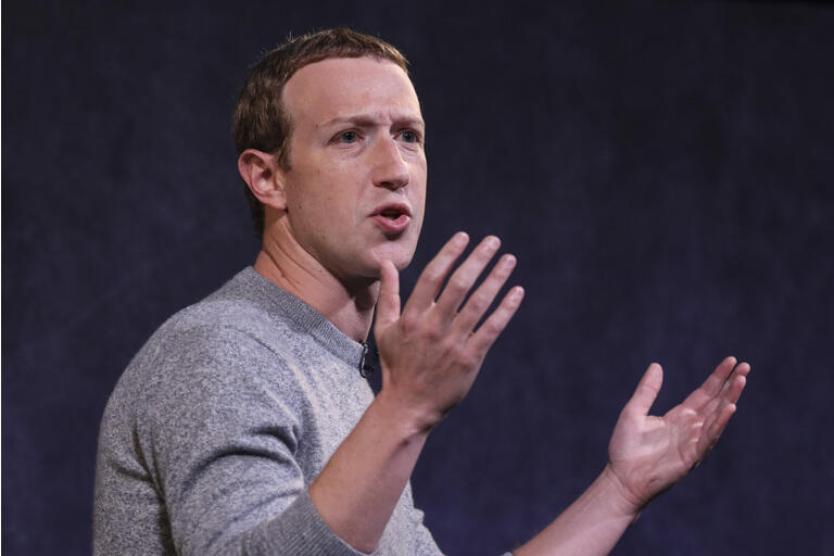 Facebook Hiring 10,000 People for Zuckerberg's 'Metaverse