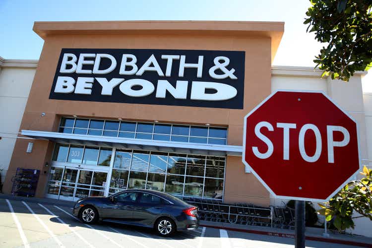 Home Goods Chain Bed Bath & Beyond To Close 60 Stores