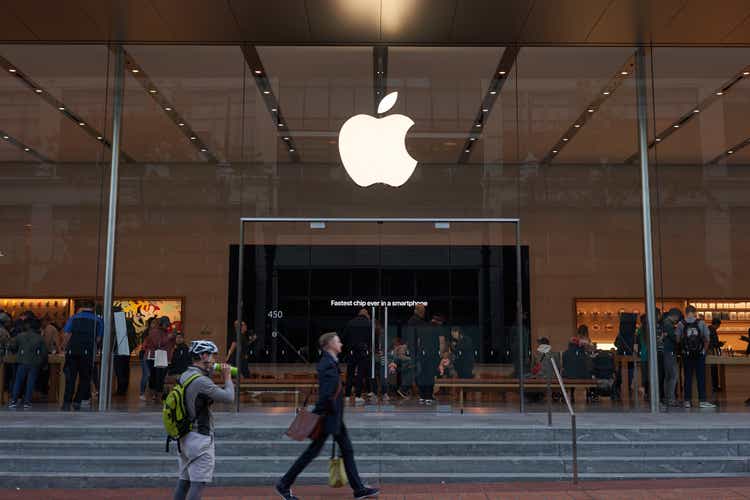 Apple Store in Downtown Portland