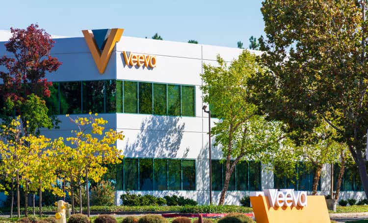 Veeva Systems sign near cloud-computing company focused on pharmaceutical and life sciences industry applications