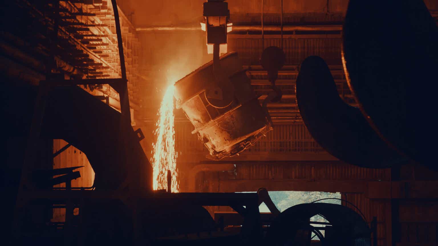 Schnitzer Steel Industries: Justifying The High Current Valuation ...