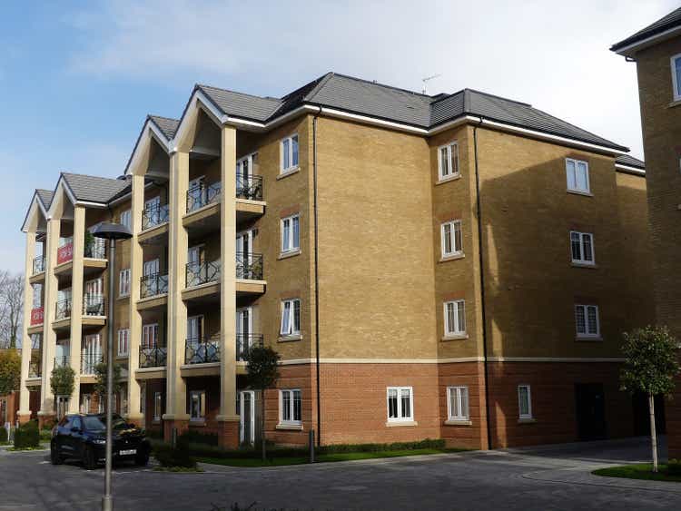 Elmswater, Wharf Lane, Rickmansworth. A development of two and three bedroom apartments by the Berkeley Group and St William Homes