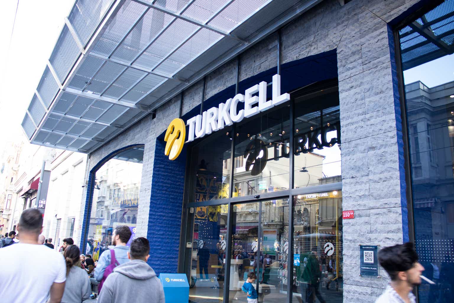 Turkcell Q2 earnings preview: Business is overvalued (rating downgrade)