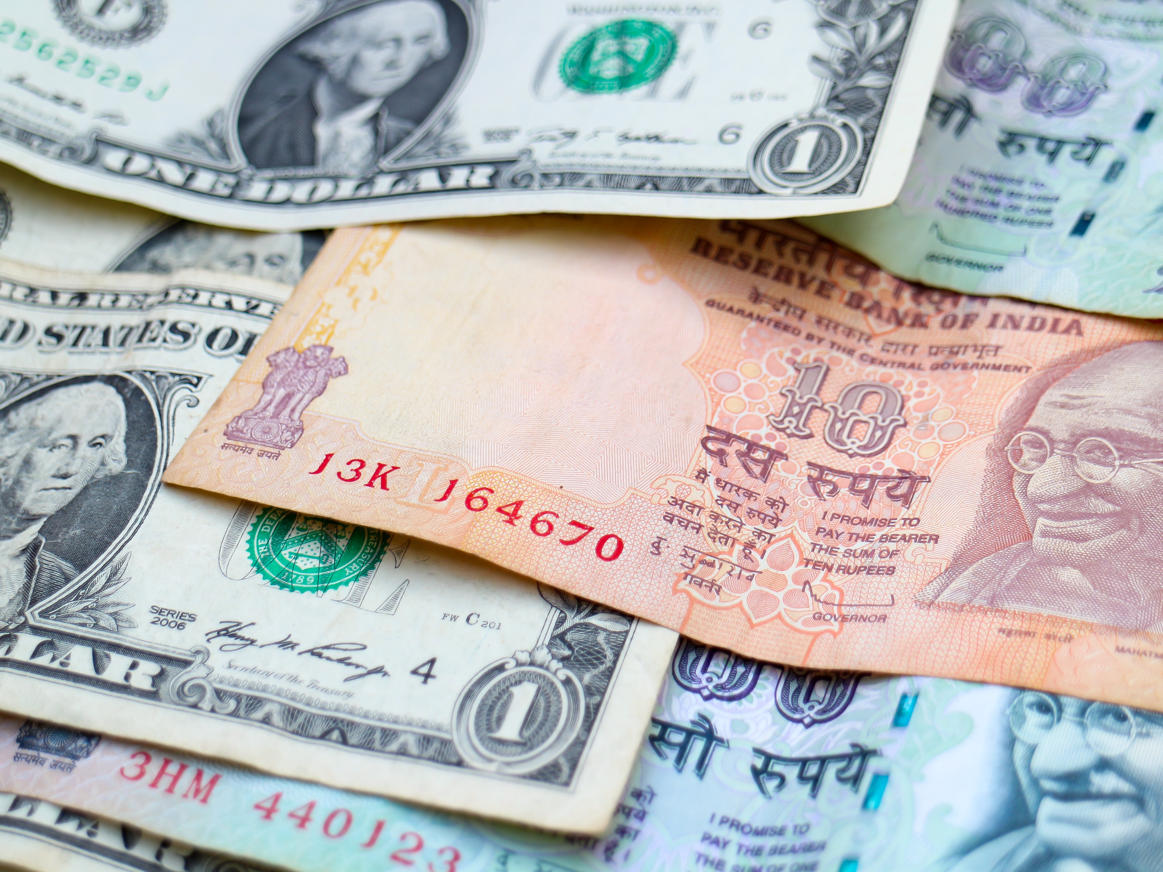 Индийская рупия к доллару на сегодня. Деньги Индии. Валюта США. Рупия к доллару. Indian rupee to USD.
