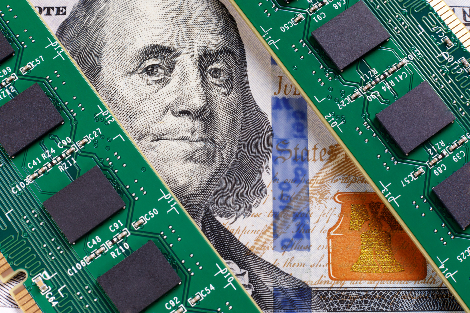 seekingalpha.com - Investing Experts Podcast - The Cure For FOMO With Tech Contrarians (undefined:AVGO)