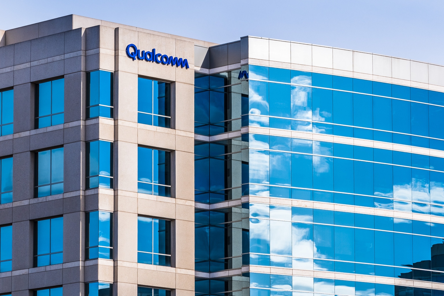Wall Street Lunch: Qualcomm Enters Into AI Accelerator Market To Take On Nvidia, AMD