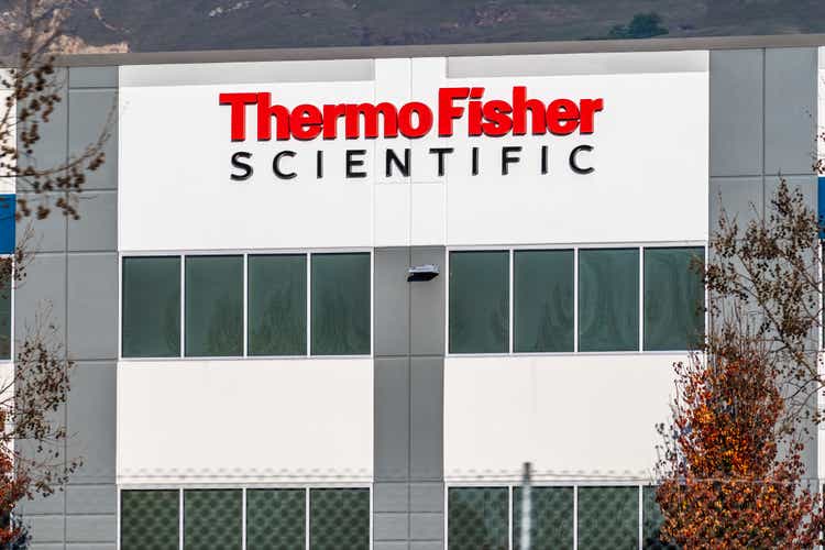 Thermo Fisher stock falls on macro-driven Q2 miss (NYSE:TMO) | Seeking