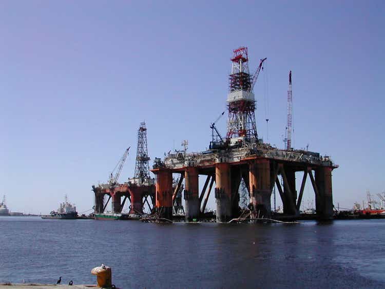 Cape Town Oil Rigs