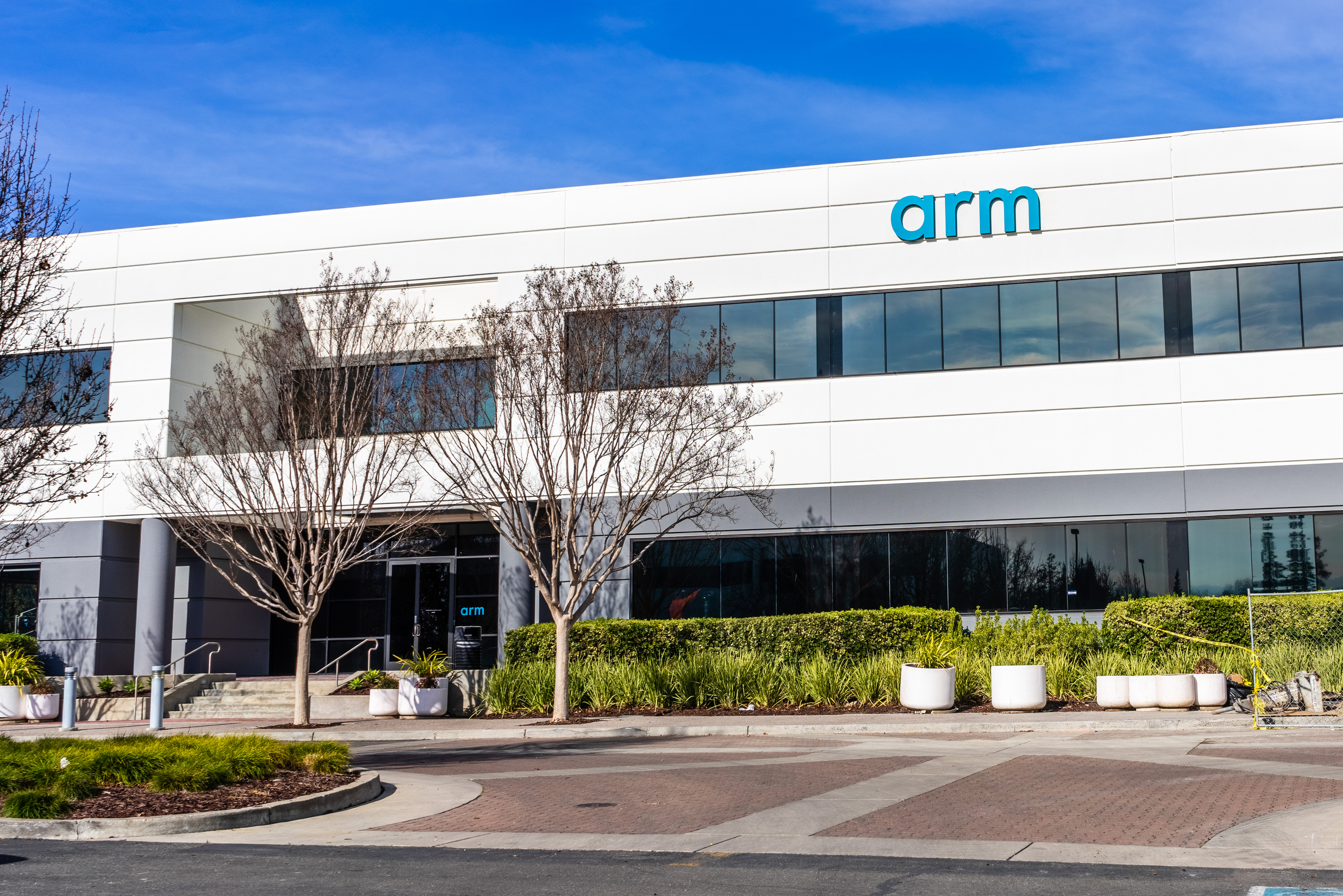 Arm Holdings: Priced For Perfection (NASDAQ:ARM) | Seeking Alpha