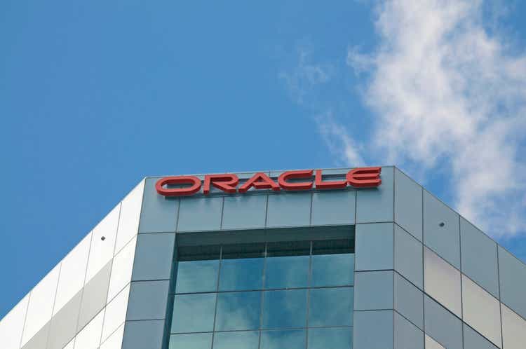 Oracle corporation sign